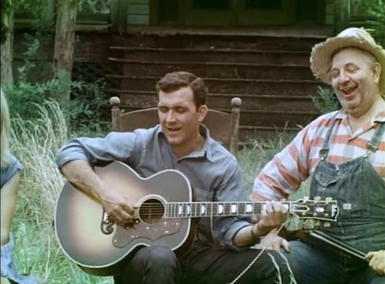 Moonshine Mountain (1964) Moonshine Mountain (1964)